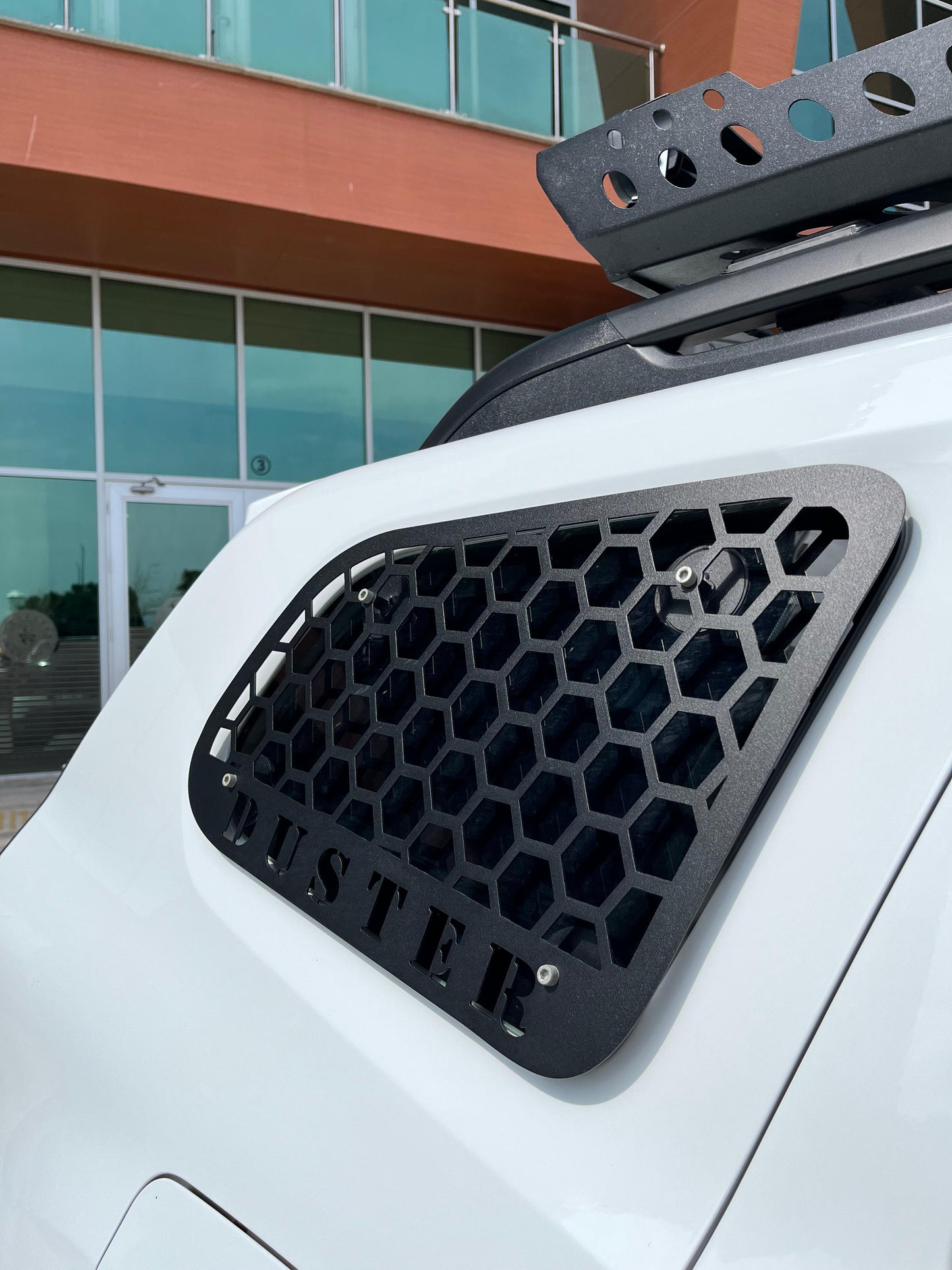 Dacia Duster Kelebek Cam Koruma