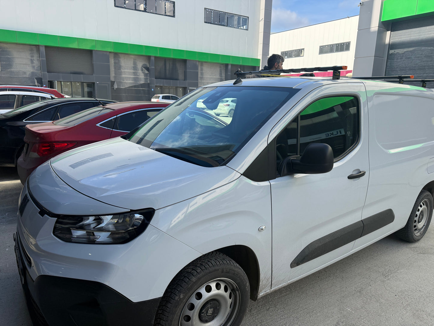 Fiat Doblo 2022-2026 Thunder Pro Seri Ağır Yük Taşıma Ara Atkı Tavan Barı