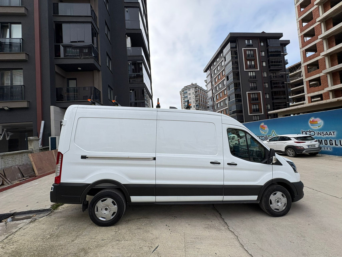 Ford Transit 2014-2026 Thunder Pro Seri Ağır Yük Taşıma Ara Atkı Tavan Barı